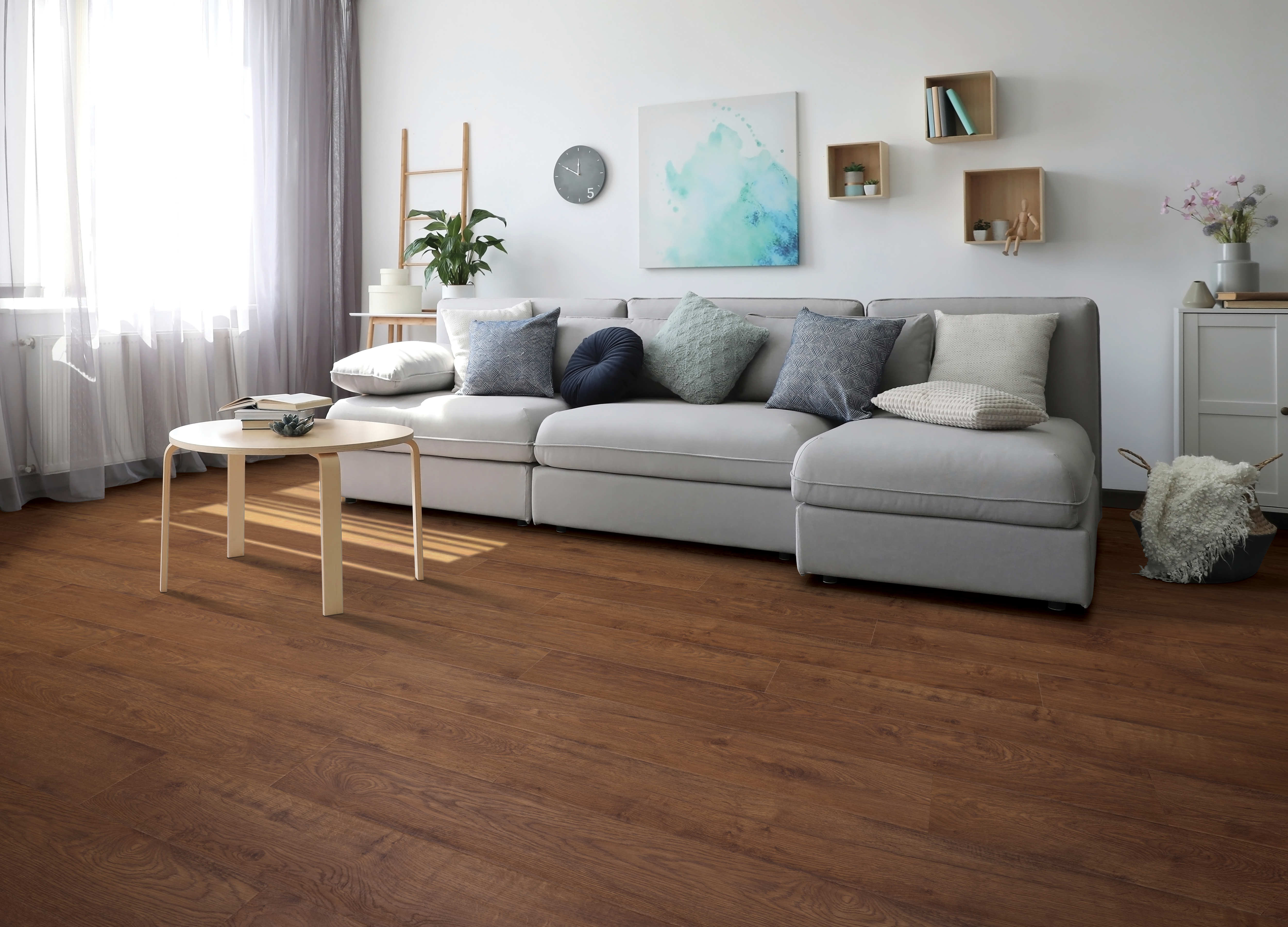 Mohawk Revwood Plus: Western Row Red Clay Oak 10mm Waterproof Laminate CDL44-03 Room Scene
