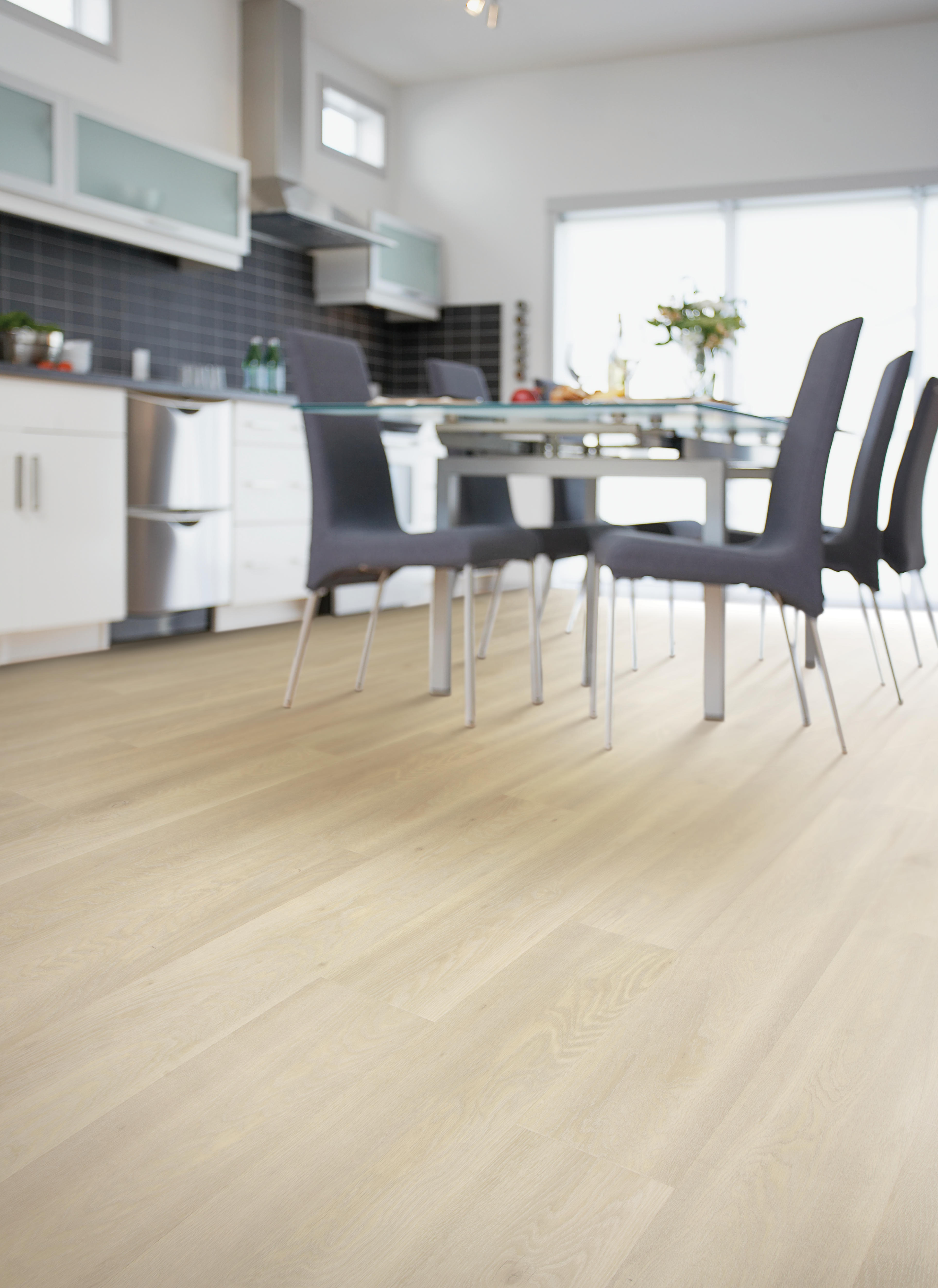 Mohawk Revwood Premier: Miramar Shores Island Sand Oak 12mm Waterproof Laminate CDL42-01 Room Scene