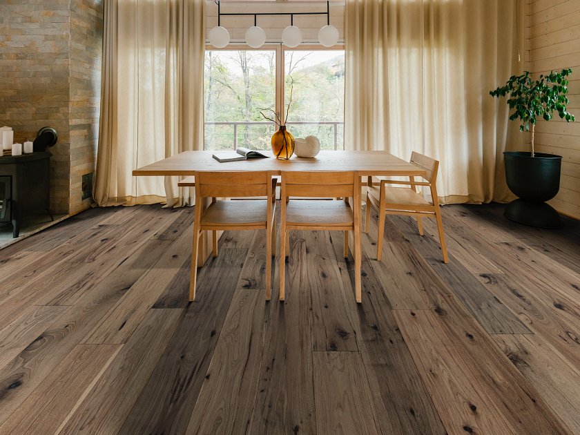 Anderson Tuftex Hardwood Transcendence: Epitome 9/16" x 7.5" Engineered Hardwood AA806-15035 Room Scene
