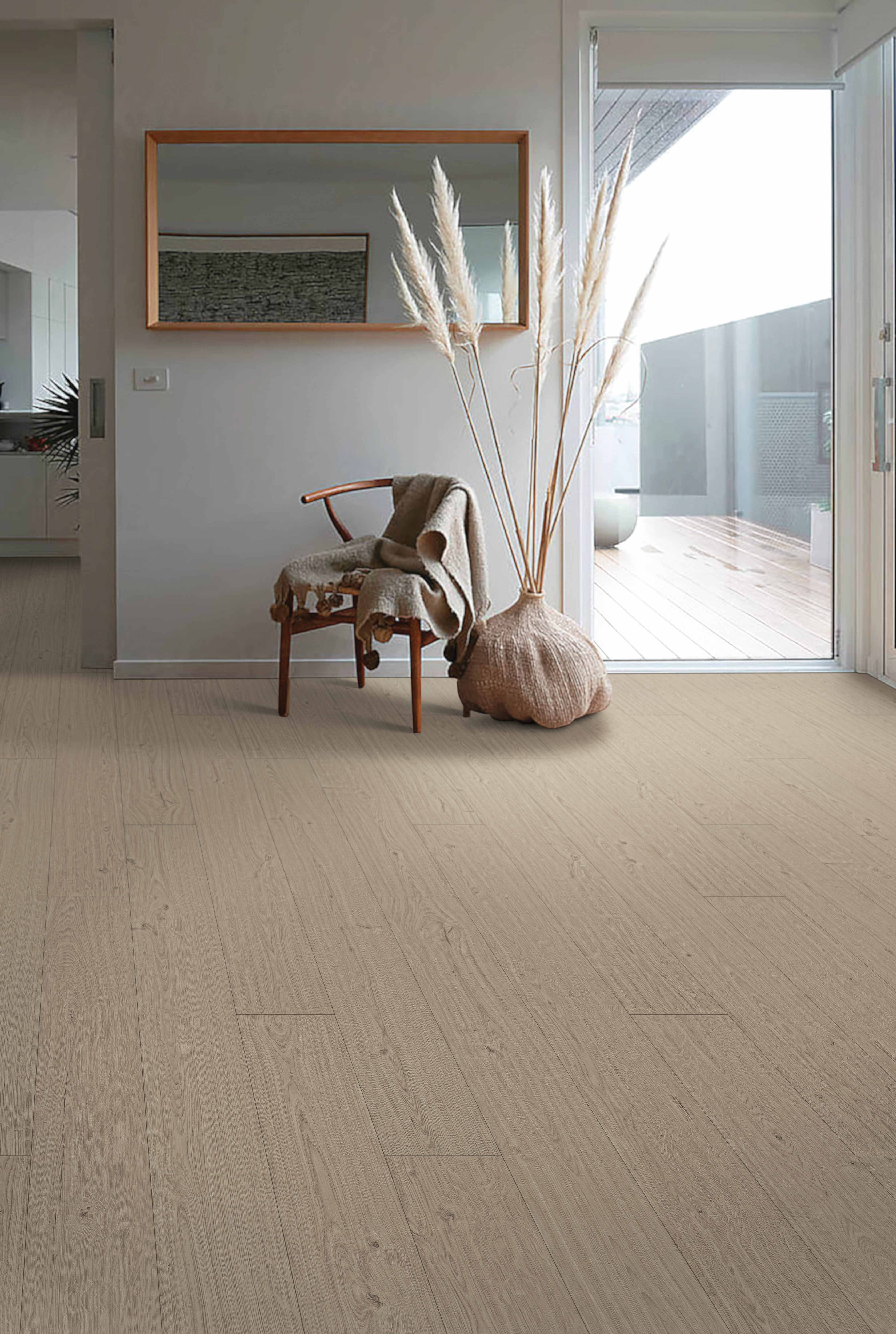 Mohawk Revwood Premier: Palm City Tranquil Fog Oak 12mm Waterproof Laminate CDL41-06 Room Scene