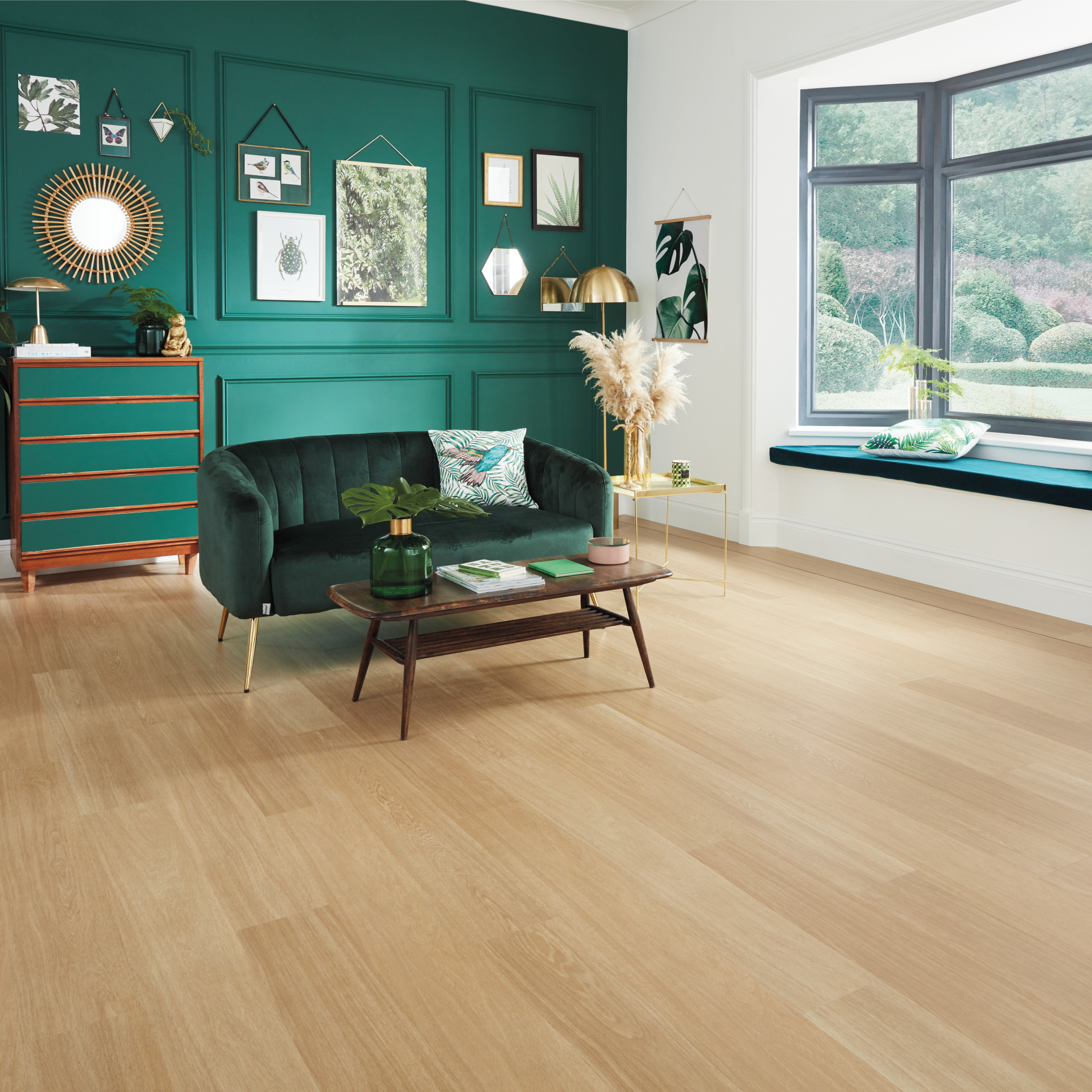 Karndean Van Gogh Glue Down: Natural Prime Oak Luxury Vinyl Plank VGW115T Room Scene