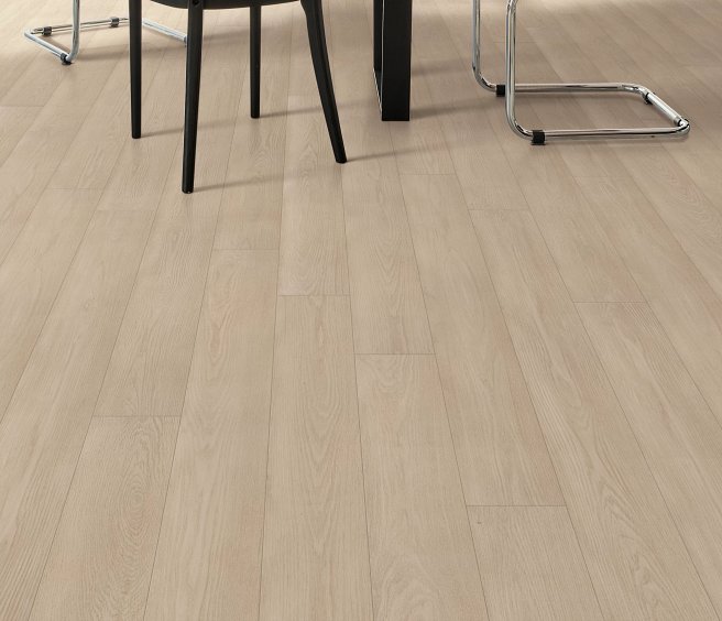 USFloors Coretec Originals Premium: Pure Oak Engineered Luxury Vinyl Plank With Attached Soft Step Underlayment VV880-05047 Room Scene