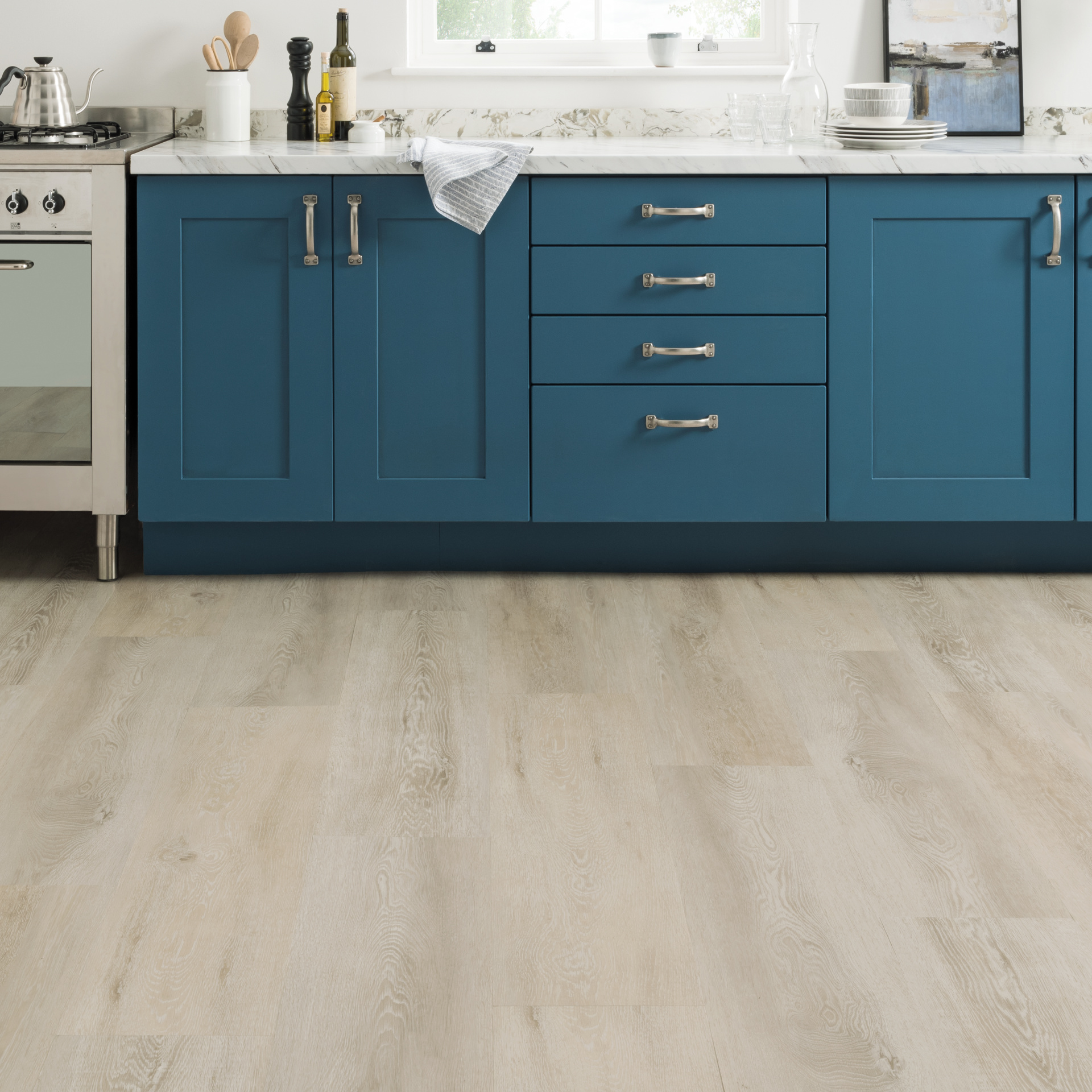 Karndean Loose Lay: Palmaria Floating Luxury Vinyl Plank LLP149 Room Scene