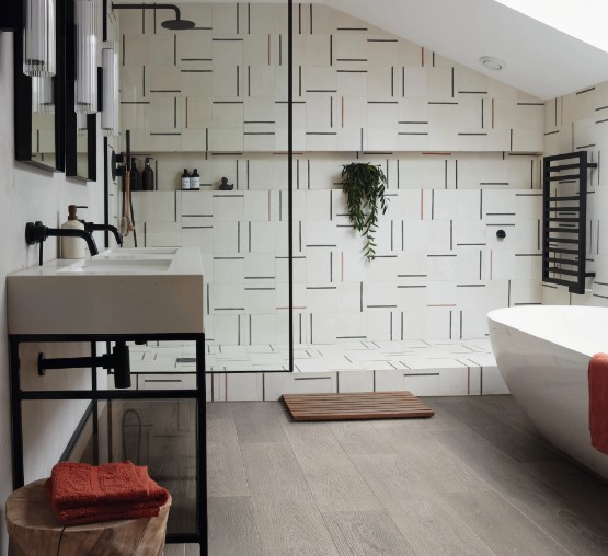 Karndean Art Select Rigid: Grey Artisan Oak Luxury Vinyl Plank AKP-RL33 Room Scene