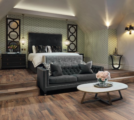 Karndean Art Select Rigid: Blended Oak Luxury Vinyl Plank AKP-RL50 Room Scene