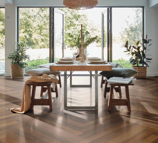 Karndean Art Select Glue Down: Golden Kent Ash Luxury Vinyl Tile RL44 Room Scene