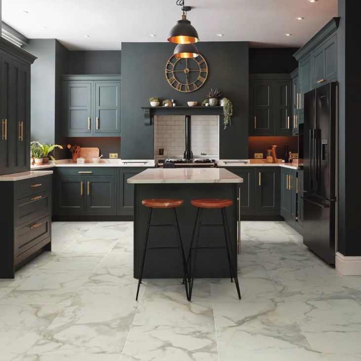 Karndean Art Select Rigid: Calacatta D'Oro Luxury Vinyl Plank AKT-LM33 Room Scene