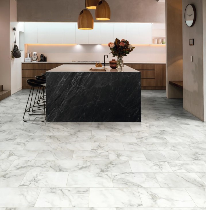 Karndean Knight Tile Rigid Core: River Marble Luxury Vinyl Tile SCB-ST31-G Room Scene