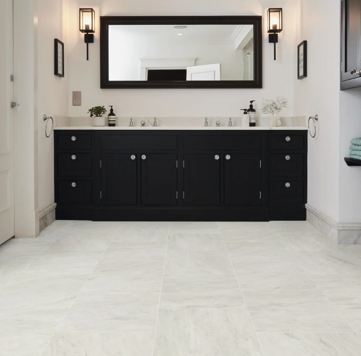 Karndean Art Select Rigid: Doric Marble Luxury Vinyl Tile AKT-LM32 Room Scene