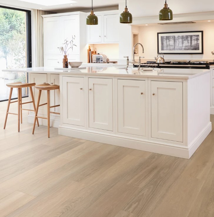 Karndean Art Select Glue Down: Dune Oak Luxury Vinyl Plank RL24 Room Scene