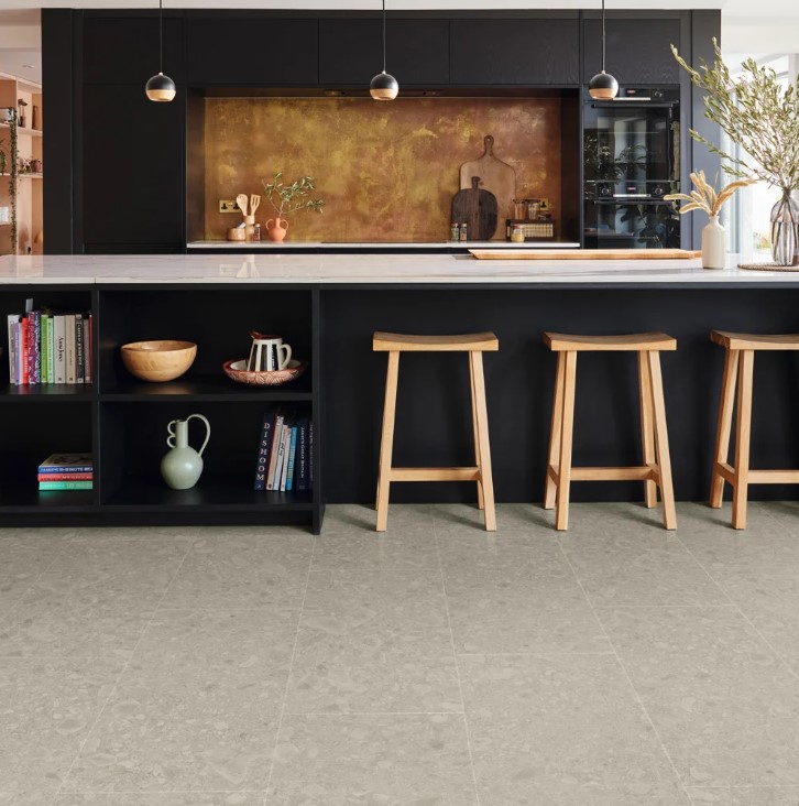 Karndean Art Select Glue Down: Brezza Ceppo Luxury Vinyl Tile LM43 Room Scene
