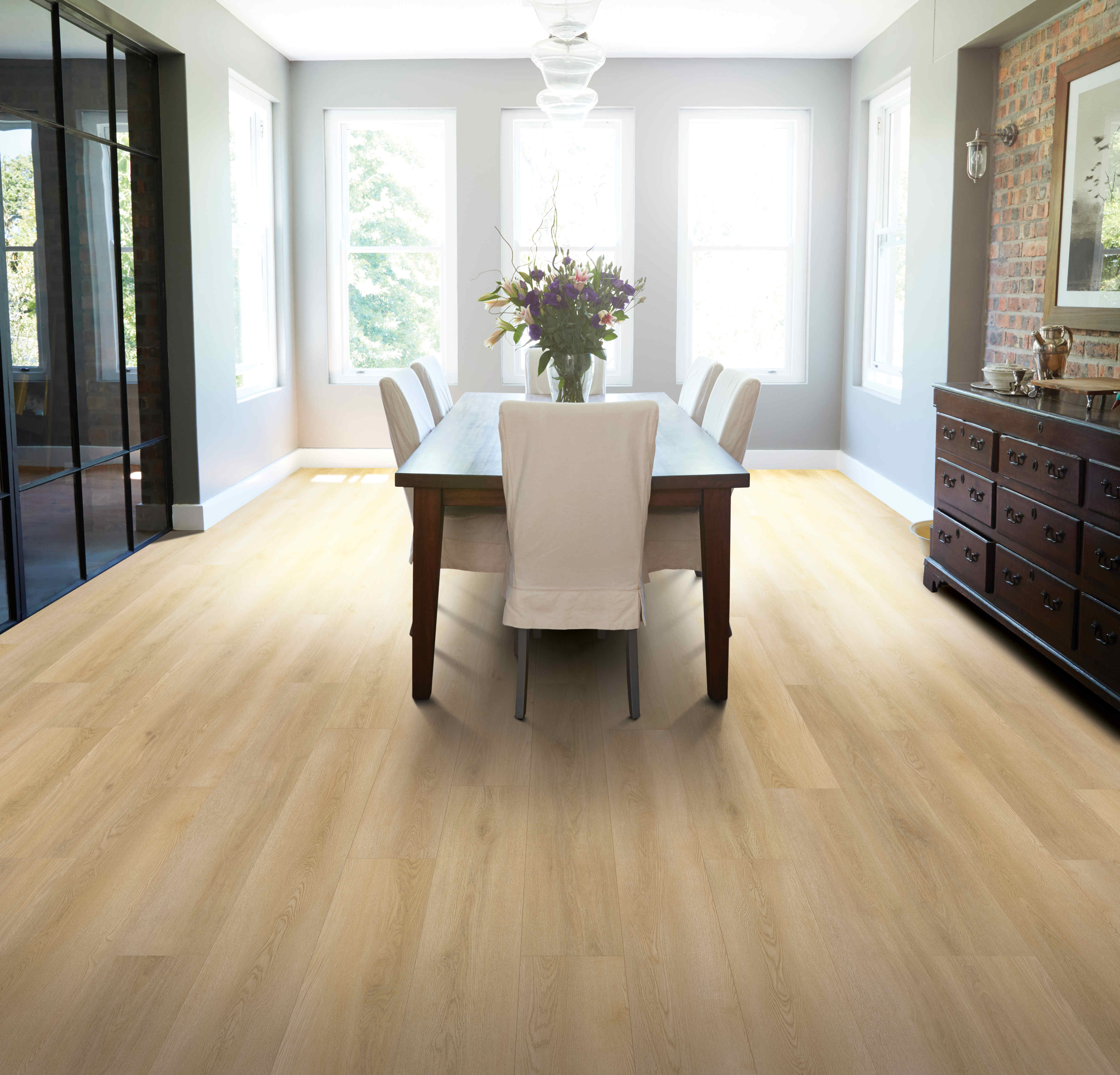 Mohawk SOLIDTECH Plus Amber Escape: Finley Waterproof Luxury Vinyl Tile SDP07-824 Room Scene