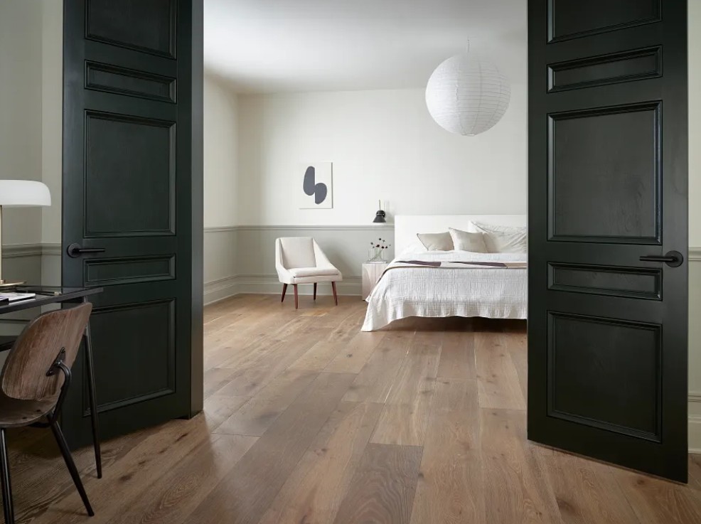 Anderson Tuftex Hardwood Grand Estate: Bryant House 3/4" x 10-1/4" Engineered White Oak Hardwood AA829-17038 Room Scene