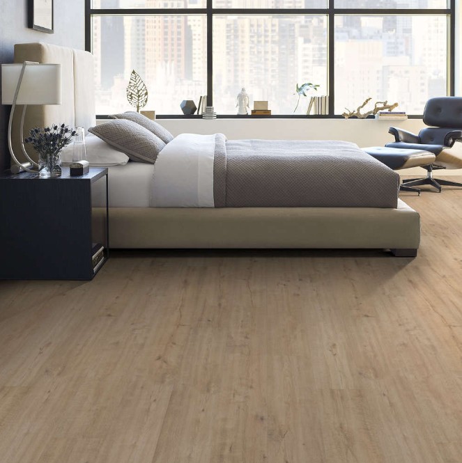 Shaw Oak Grove: Sand Dune Beige 10mm Laminate SL119 05066 Room Scene