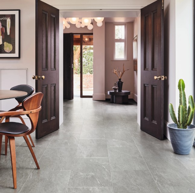 Karndean Art Select Glue Down: Sterling Quartzite Luxury Vinyl Tile LM51 Room Scene
