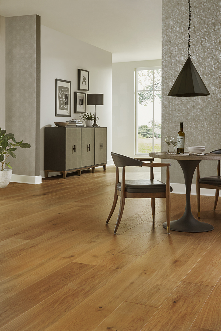 Somerset Euro Wide Plank Collection: Natural 9/16" x 8 1/4" Engineered White Oak Hardwood EP8LCNAE Room Scene
