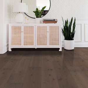 Shaw Landmark Sliced Hickory: Mojave 1/2" x 9 1/4" Engineered Hardwood SW748 5098 Room Scene