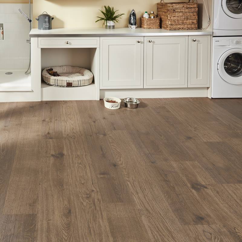 Karndean Korlok Select: Smoked Butternut Luxury Vinyl Plank RKP8107 Room Scene