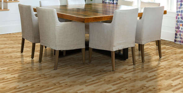 Shaw Epic Plus Ocala: Maple Natural 3/8" x 5" Engineered Maple Hardwood SW590 130 Room Scene