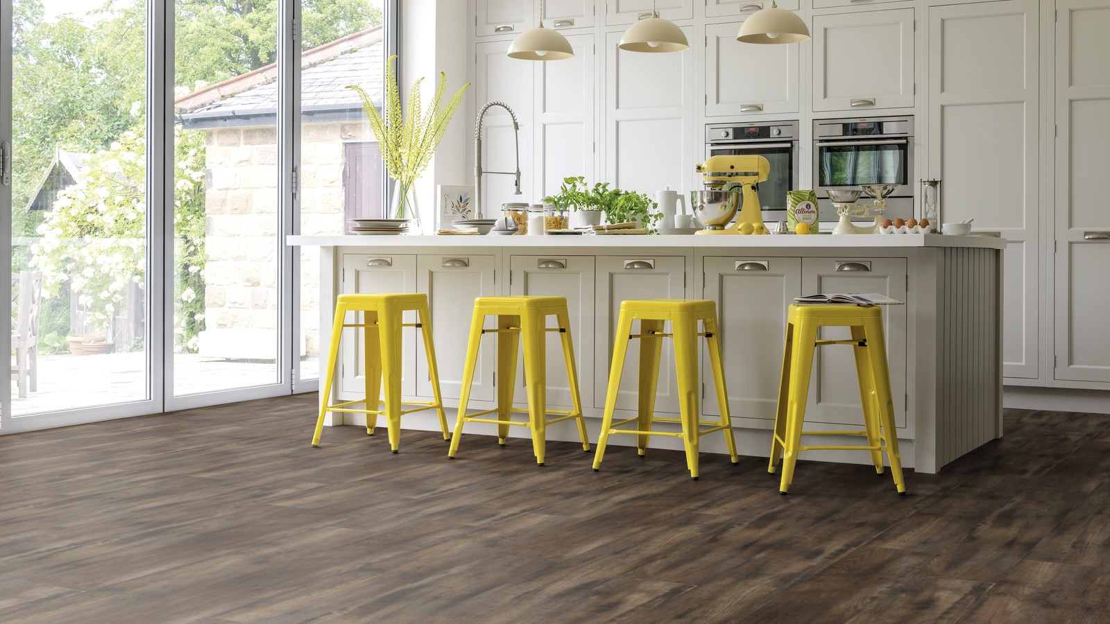 Karndean Korlok Reserve: Charred Weathered Pine Luxury Vinyl Plank RCP6539 Room Scene