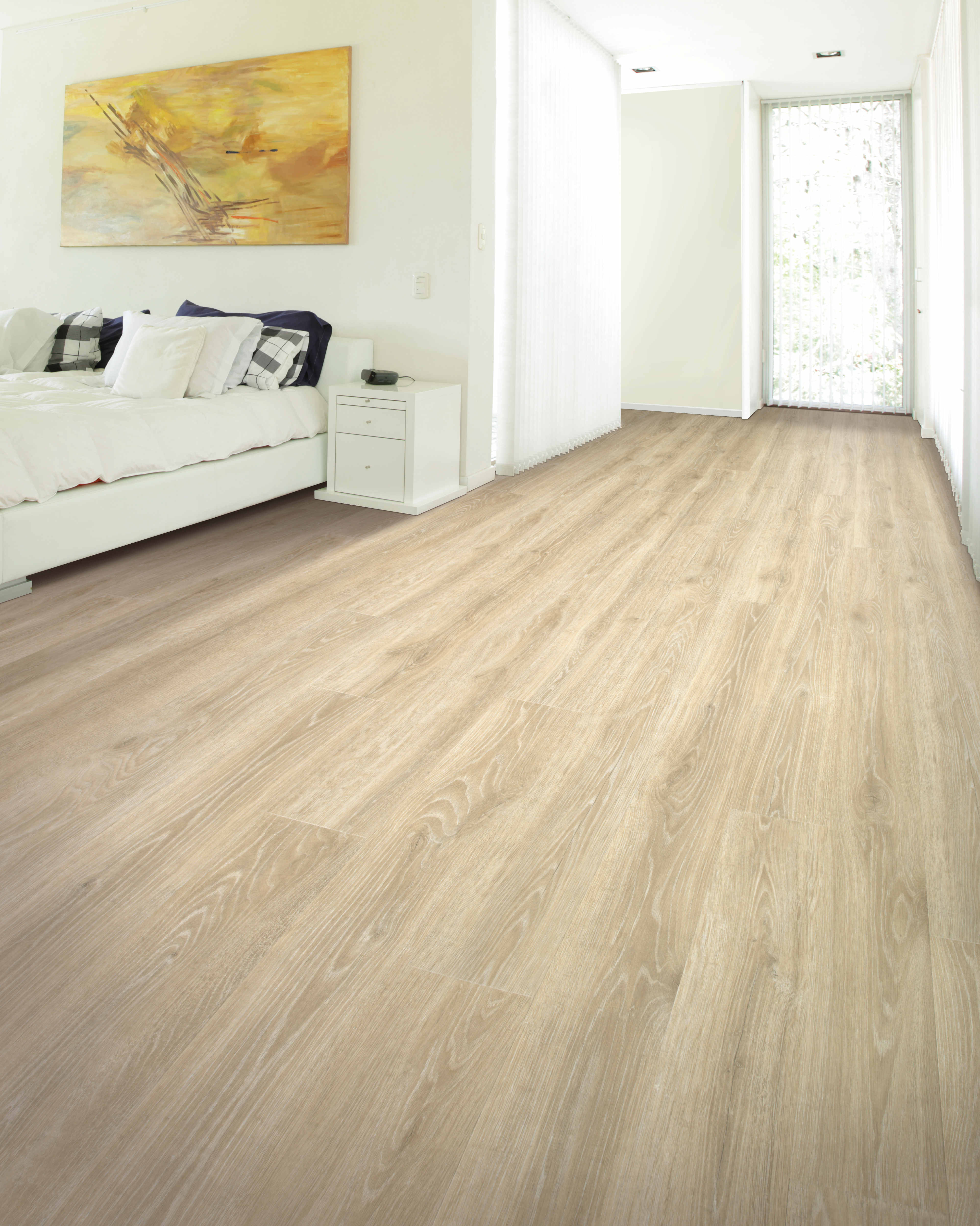 Mohawk Revwood Plus: Antique Craft Soft Chamois Oak 10mm Waterproof Laminate CDL78-01 Room Scene