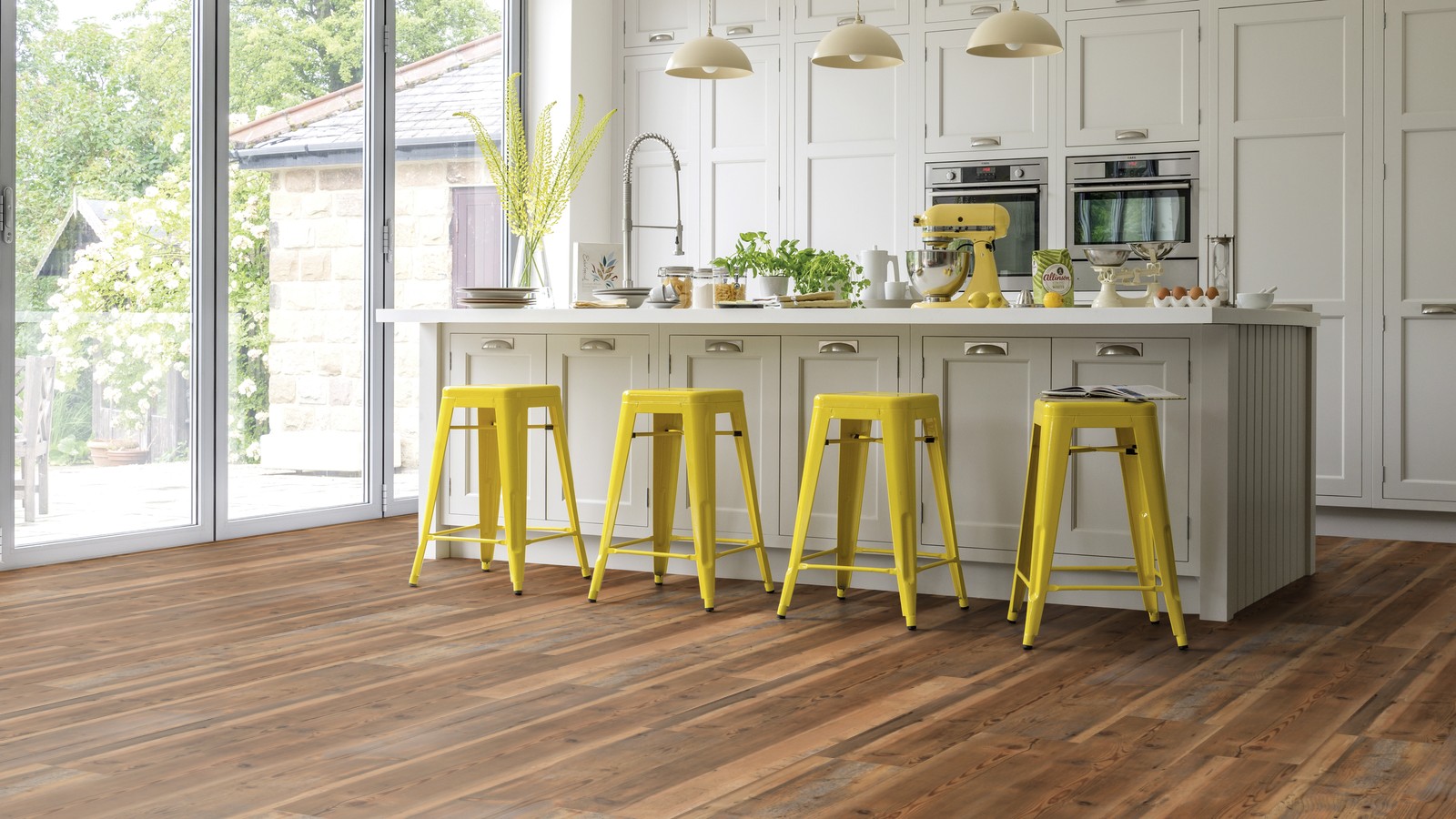 Karndean Van Gogh Glue Down: Vintage Pine Luxury Vinyl Plank VGW76T Room Scene