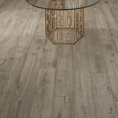 Mohawk Rare Vintage: Silverstone Chestnut 10mm Waterproof Laminate CDL74-07W Room Scene