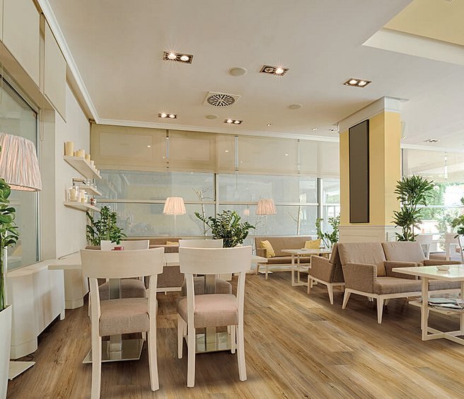USFloors Coretec Pro Plus Enhanced: Edinburgh Oak Engineered Luxury Vinyl Plank with Cork Comfort VV492-02001 Room Scene