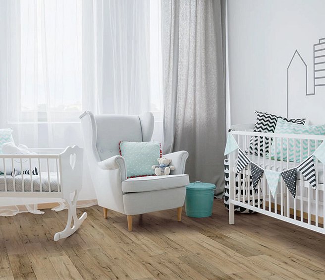 USFloors Coretec Plus Premium: Valor Oak Engineered Luxury Vinyl Plank VV458-02704 Room Scene