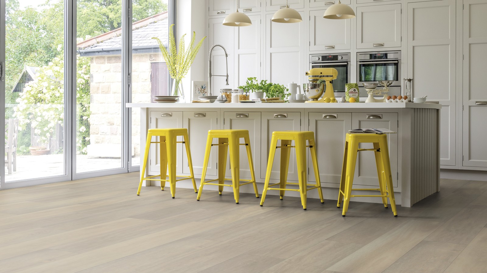 Karndean Art Select Glue Down: Glacier Oak Luxury Vinyl Plank RL21 Room Scene