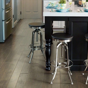 Shaw Epic Plus Yukon Maple: Timberwolf 3/8" x 6 3/8" Engineered Hardwood SW548 5002 Room Scene