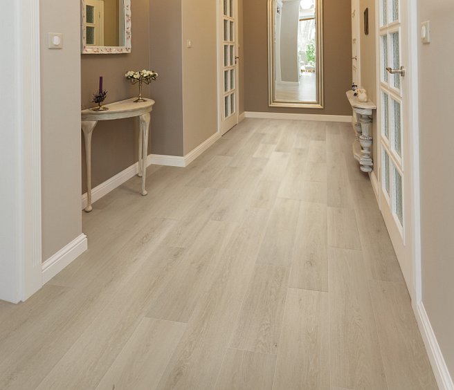 USFloors Coretec Plus Premium XL: Grande Empire Oak Engineered Luxury Vinyl Plank VV662-05016 Room Scene