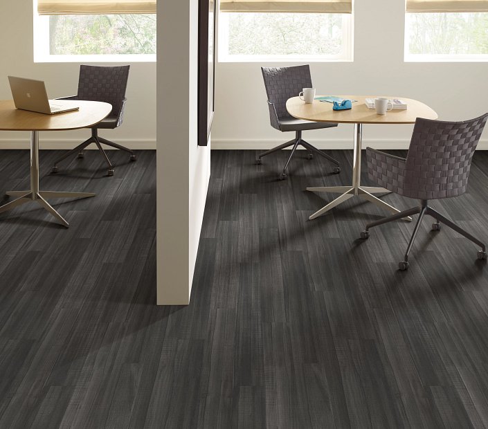 Shaw Philadelphia 5th & Main Symbiotic 20: Pitch Luxury Vinyl Plank 5M303 05016 Room Scene