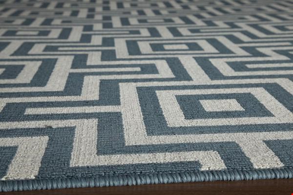 Momeni Baja (BAJA0BAJ10BLU7AAA) Rectangle 0'8" x 7'10" Area Rug