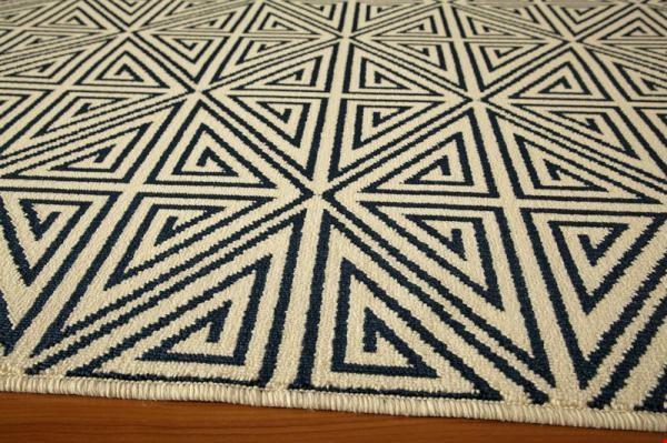 Momeni Baja (BAJA0BAJ-4NVY3B57) Rectangle 0'5" x 3'11" Area Rug