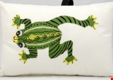 Nourison Outdoor Green Frog 12