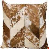 Nourison Dallas Cow Print Chevron 20