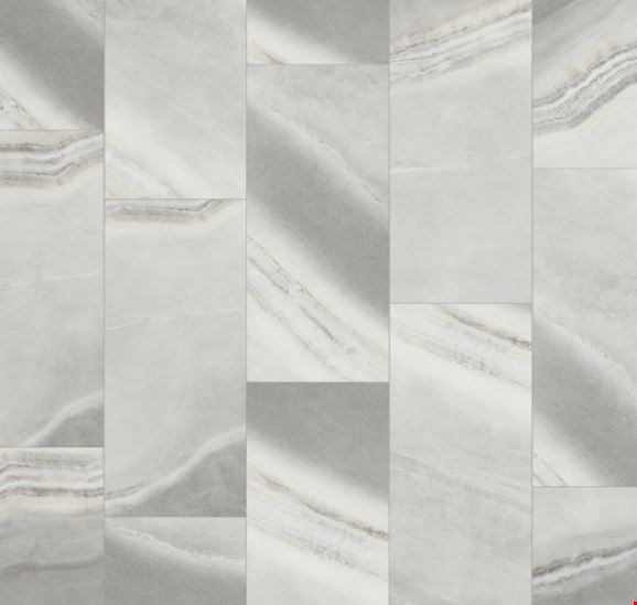Mohawk Wanderer's Loop Collection: Perspective 16" x 36" Luxury Vinyl Tile WLV21-461