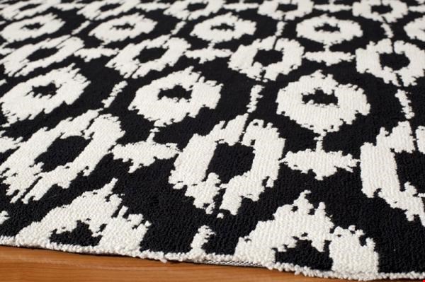 Momeni Heavenly (HEAVEHE-02BLK400R) Round 0'5" x 4'0" Area Rug