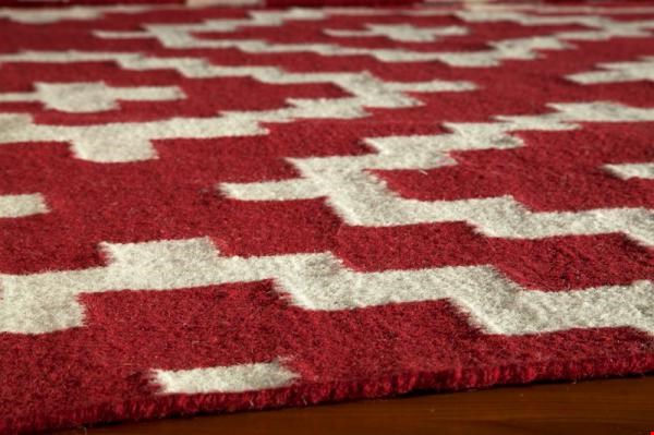 Momeni Laguna (LAGUALG-04RED2030) Rectangle 0'4" x 2'0" Area Rug
