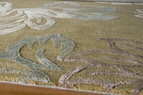 Momeni Sensations (SENSASEN-3GLD80A0) Rectangle 0'9" x 8'0" Area Rug