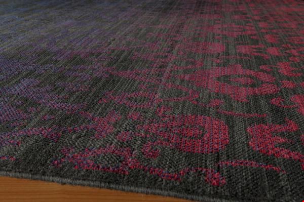 Momeni Vintage (VINTAVIN-1OMB5379) Rectangle 0'8" x 5'3" Area Rug