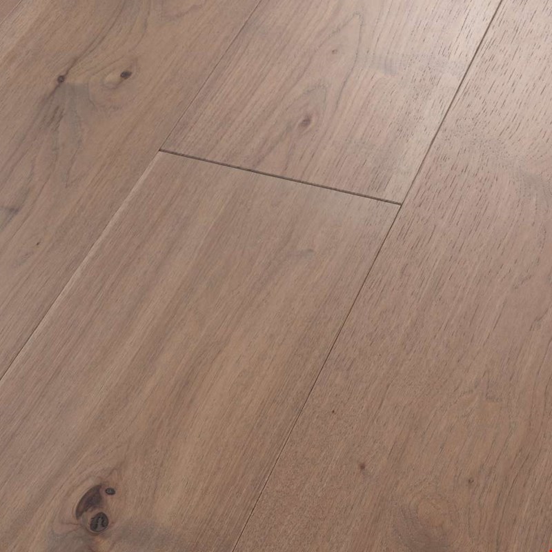 Shaw Landmark Sliced Hickory: Crater Lake 1/2" x 9 1/4" Engineered Hardwood SW748 7112